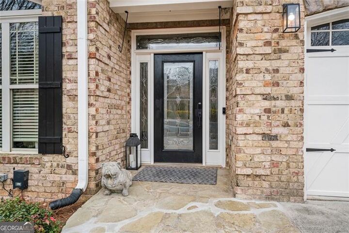 Property Photo: 1525 Camden Cove Drive GA 30040