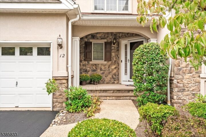 Property Photo: 12 Ironwood Rd NJ 08558