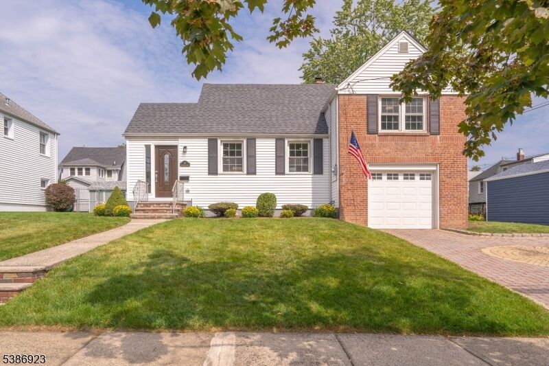 Property Photo:  12 Edgewood Ave  NJ 07081 