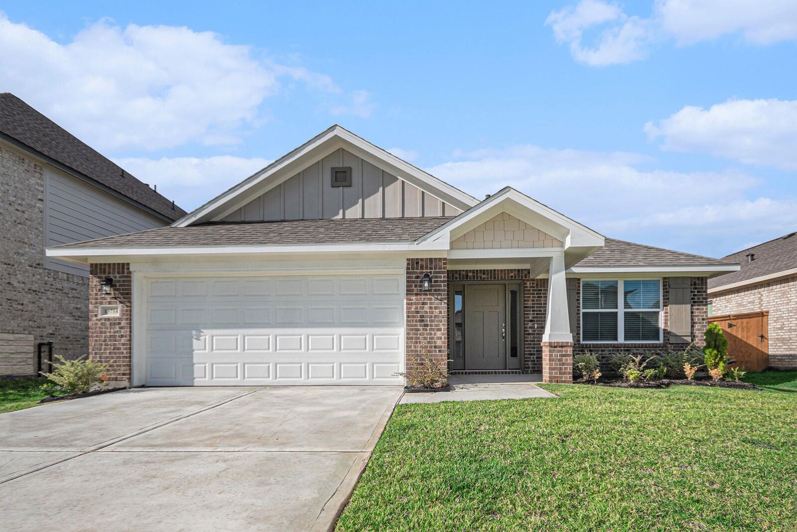 Property Photo: 13714 Seneca Lake Drive TX 77568