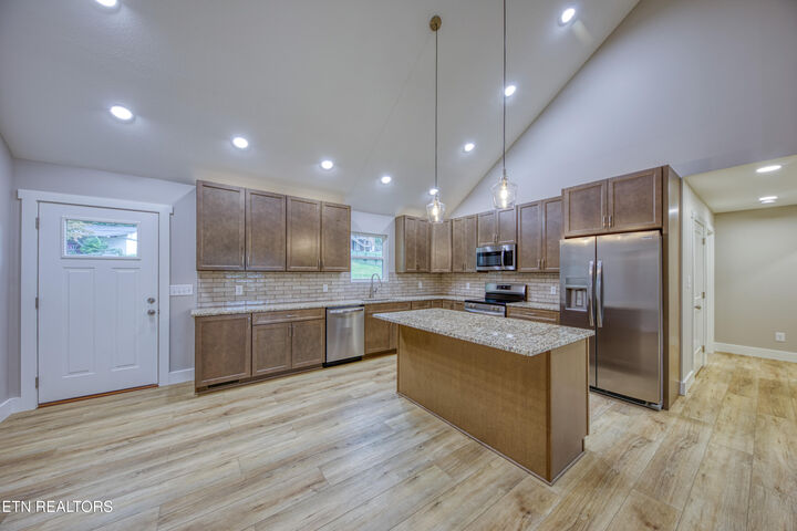Property Photo:  413 Commanche Tr  TN 37865 