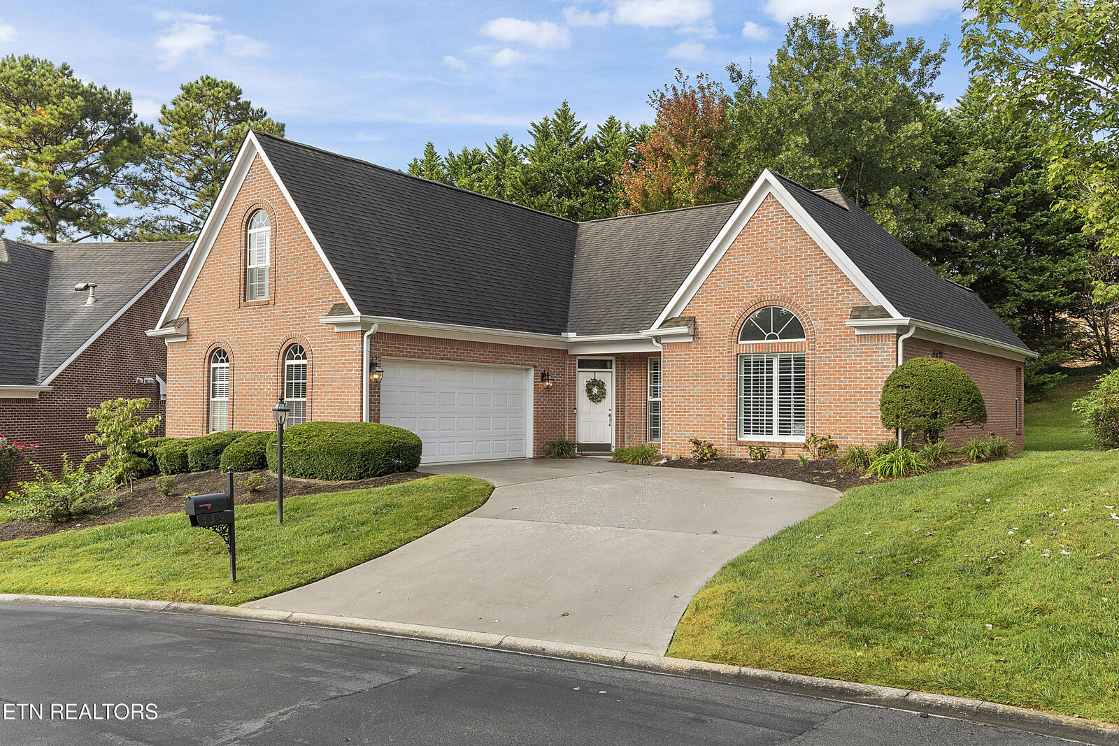 Property Photo:  539 Glen Ives Way 18  TN 37919 