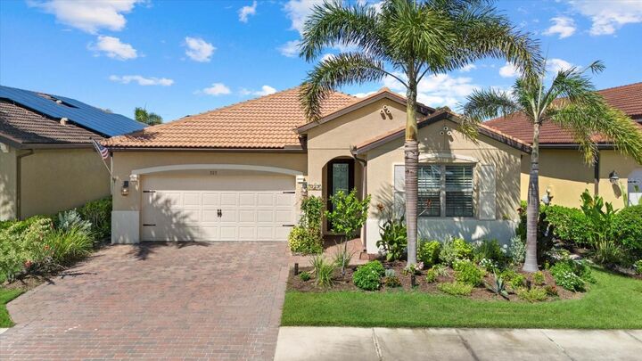 Property Photo:  323 Toscavilla Boulevard  FL 34275 