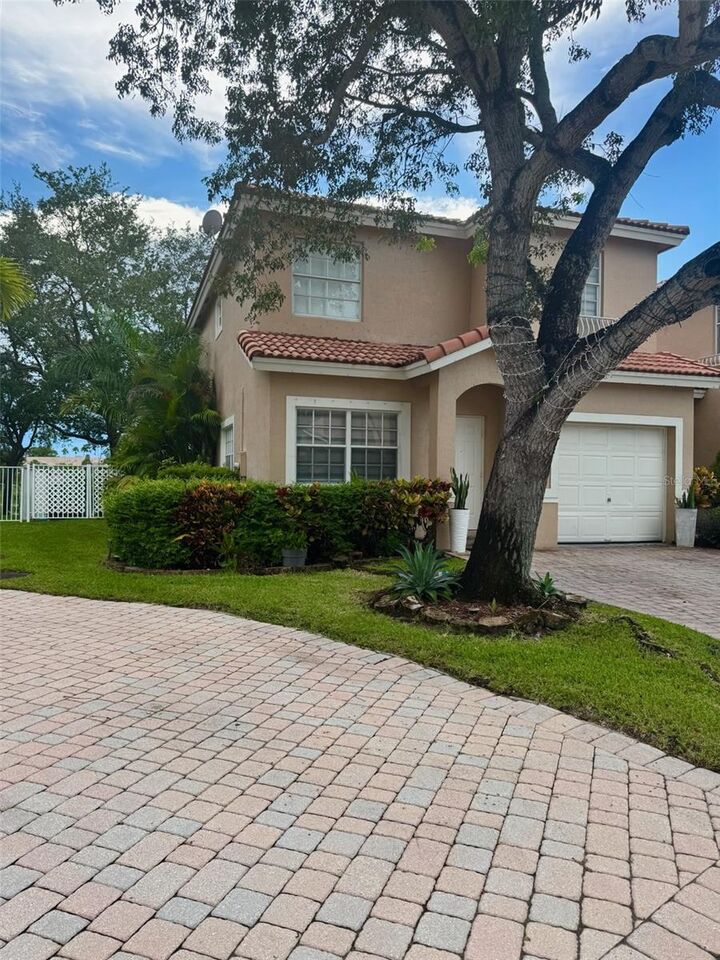Property Photo: 508 NW 130th Way FL 33028