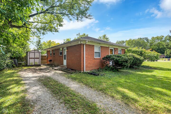 Property Photo:  2281 N Lesley Avenue  IN 46218 