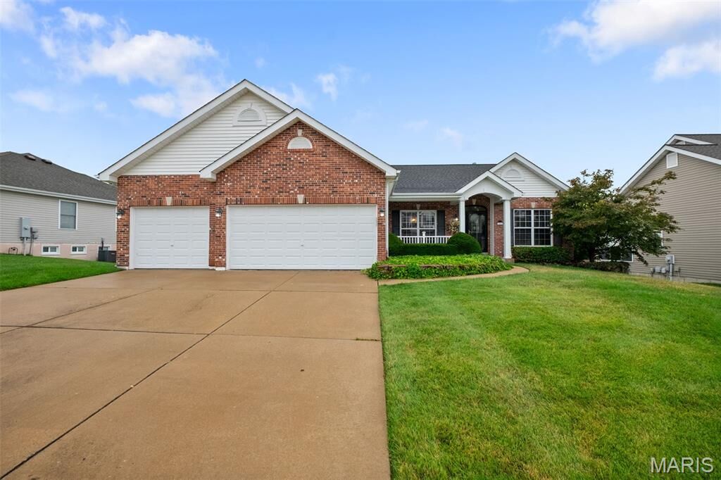 Property Photo:  2163 Roselake Circle  MO 63376 
