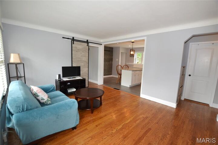 Property Photo: 4739 Heege Road MO 63123
