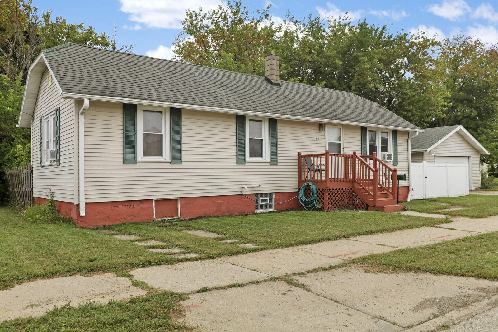 Property Photo:  2717 45th St  WI 53140 