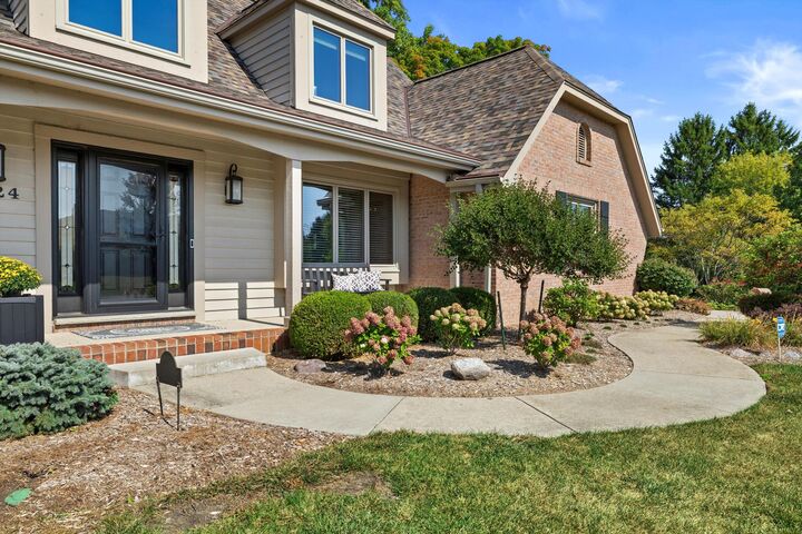 Property Photo:  3324 Foxwood Rd  WI 53405 
