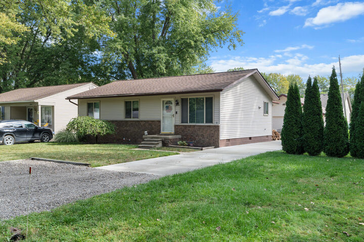 39534 Detroit Street  Harrison Township MI 48045 photo