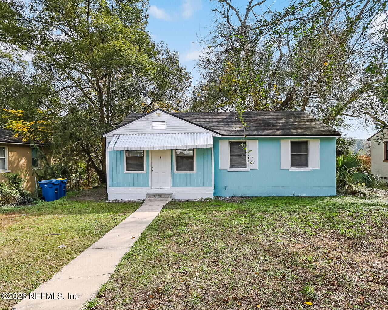Property Photo:  1328 Carvill Avenue  FL 32208 