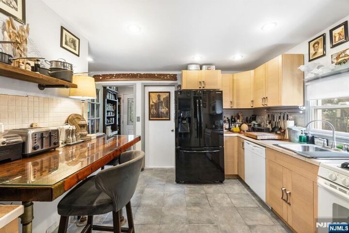 Property Photo:  125-127 Lafayette Place  NJ 07060 