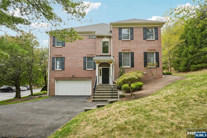 63 Spring Hill Circle  Wayne NJ 07470 photo
