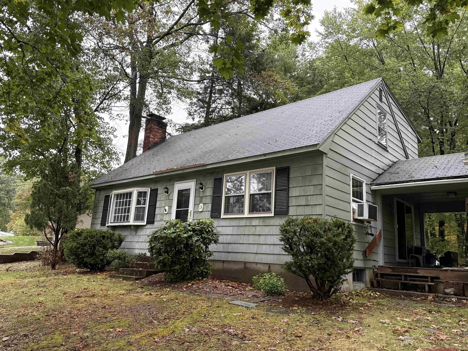 Property Photo:  13 Monroe Drive  NH 03106 