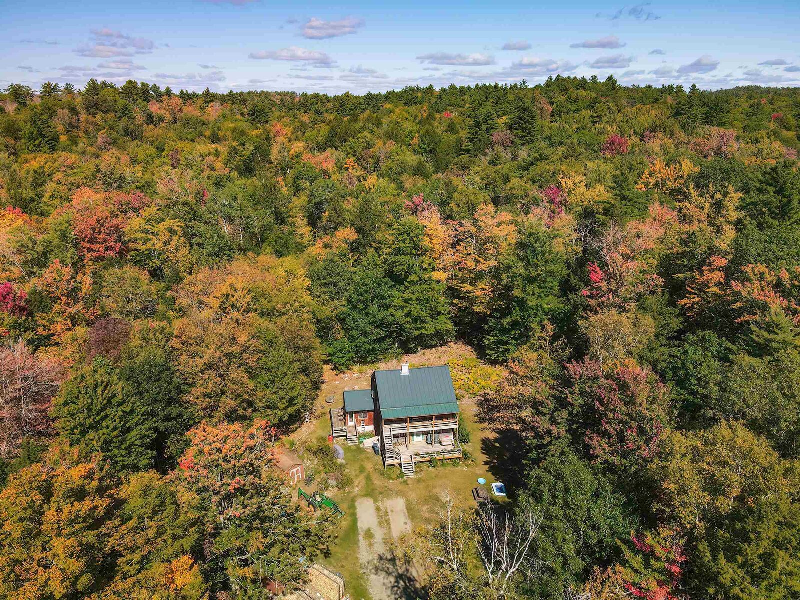 Property Photo:  823 Country Land Drive  NH 03774 