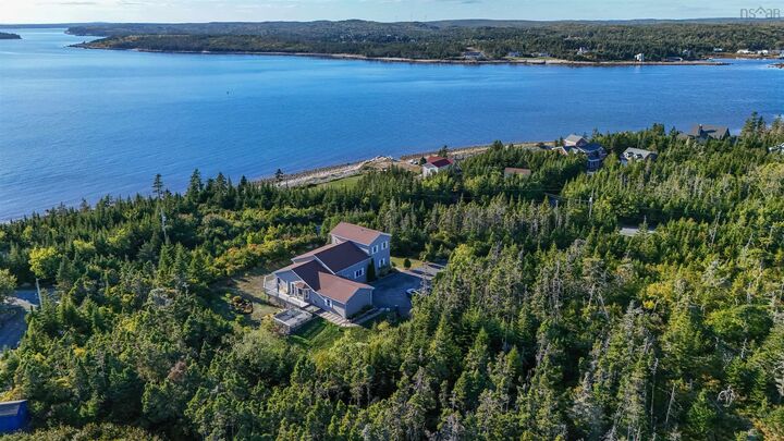 Property Photo:  93 Crystalwood Drive  NS B3V 1L9 
