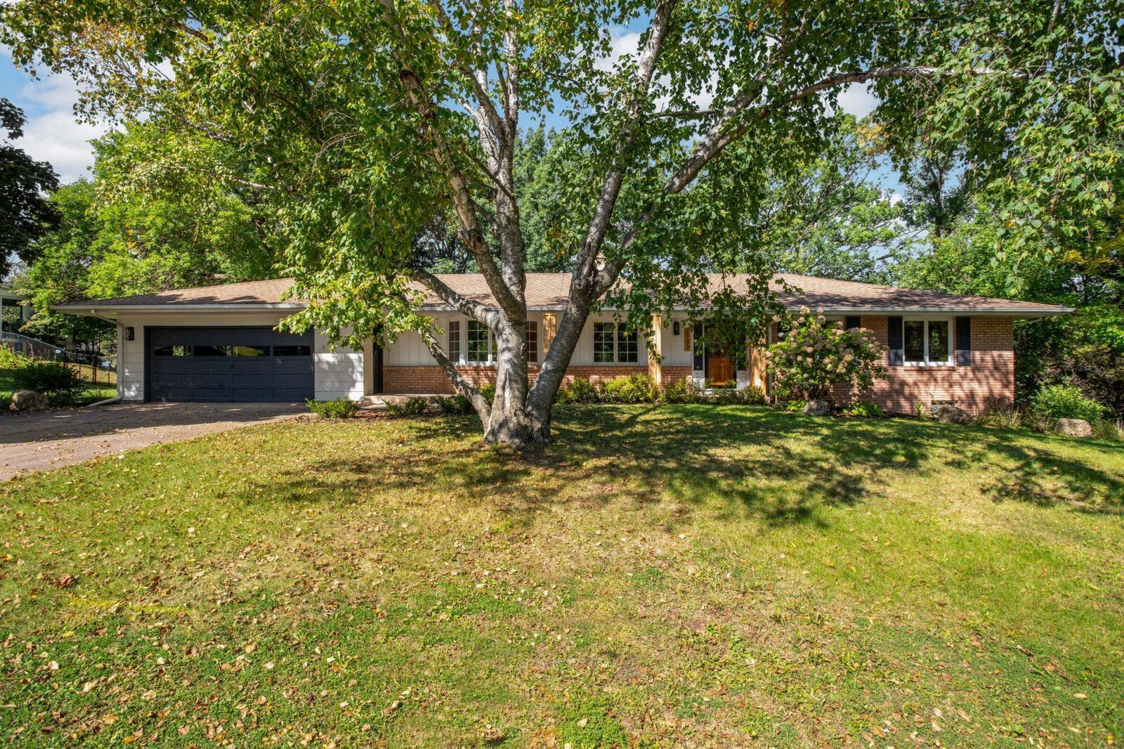 Property Photo:  2792 Forest Dale Road  MN 55112 