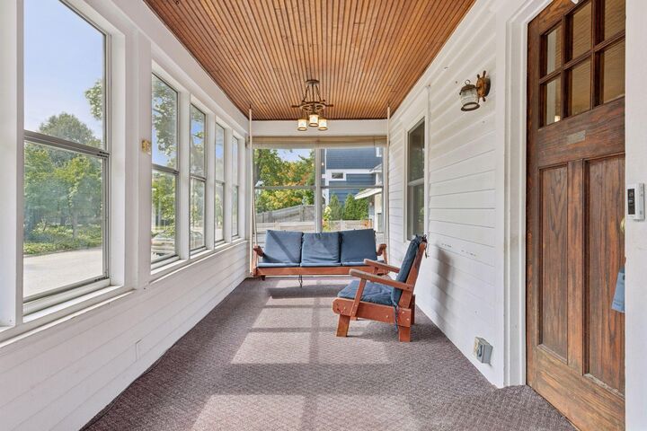 Property Photo:  2814 W 41st Street  MN 55410 