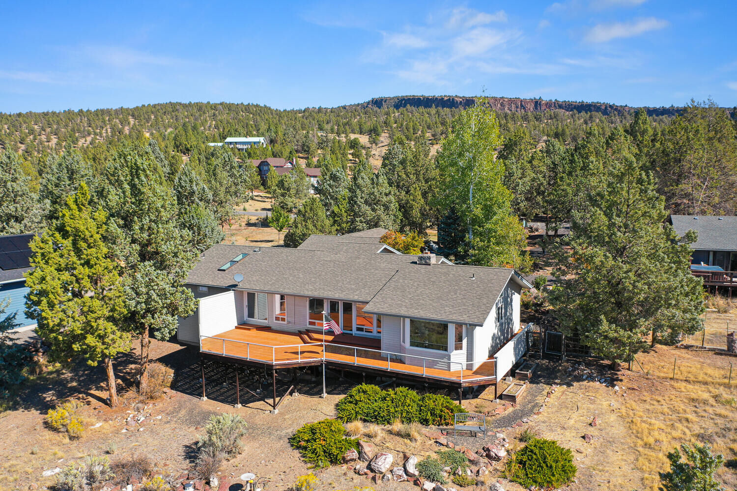 Property Photo:  789 NE Wyoming Drive  OR 97754 