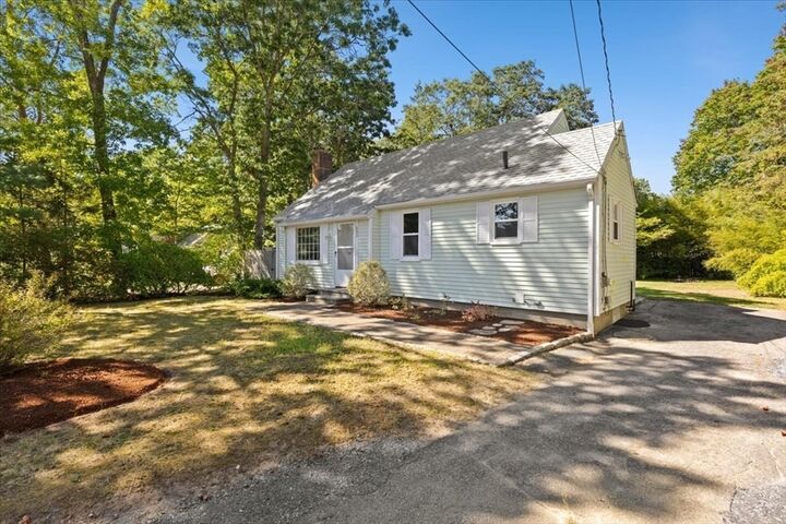 Property Photo:  590 Sandwich Rd  MA 02536 