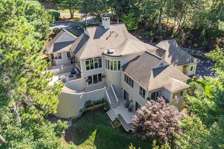 Property Photo:  3 Glenwood Ln  MA 02563 