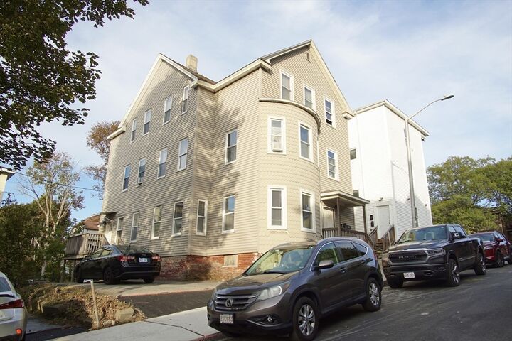 Property Photo:  17 Vinson St  MA 01605 