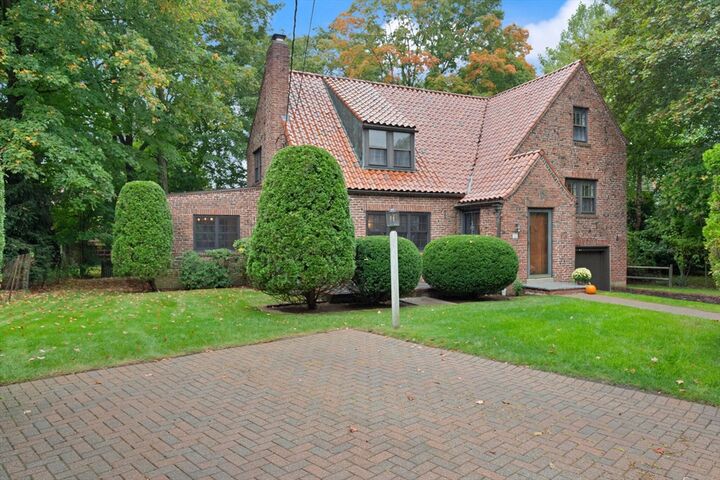 Property Photo:  326 Lake  MA 02478 