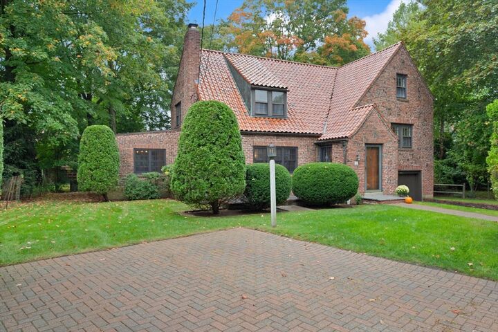 Property Photo:  326 Lake  MA 02478 