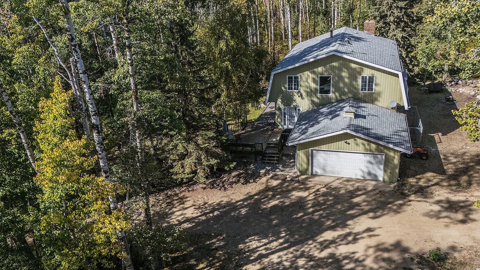 Photo de la propriété:  120 Birchcliff Road  AB T4S 1R6 