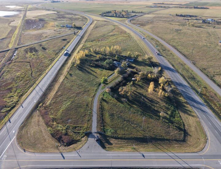 282013 Hwy 533  Rural Willow Creek No. 26, M.d. of AB T0L 1R0 photo