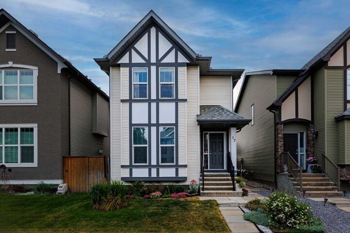 17 Cranford Place SE  Calgary AB T2M 0X8 photo