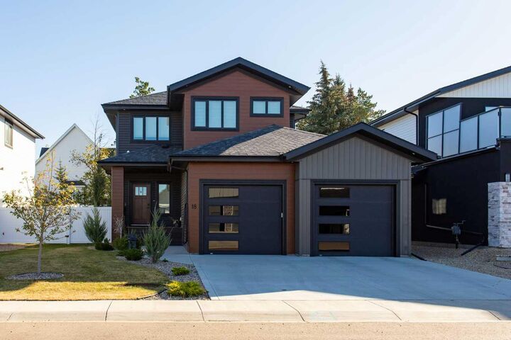 18 Cameron Court  Lacombe AB T4L 0K3 photo