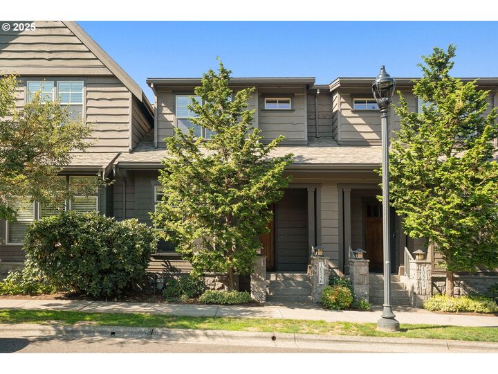 10546 SW Windwood Way  Portland OR 97225 photo