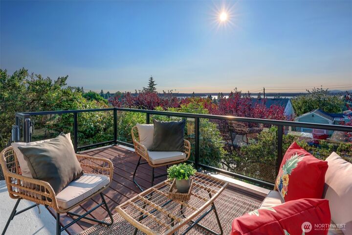 Property Photo: 5640 36th Avenue SW WA 98126