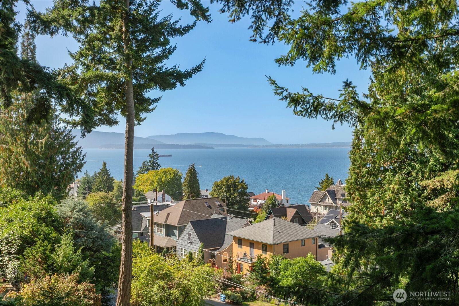 Property Photo:  127 S Garden Terrace  WA 98225 