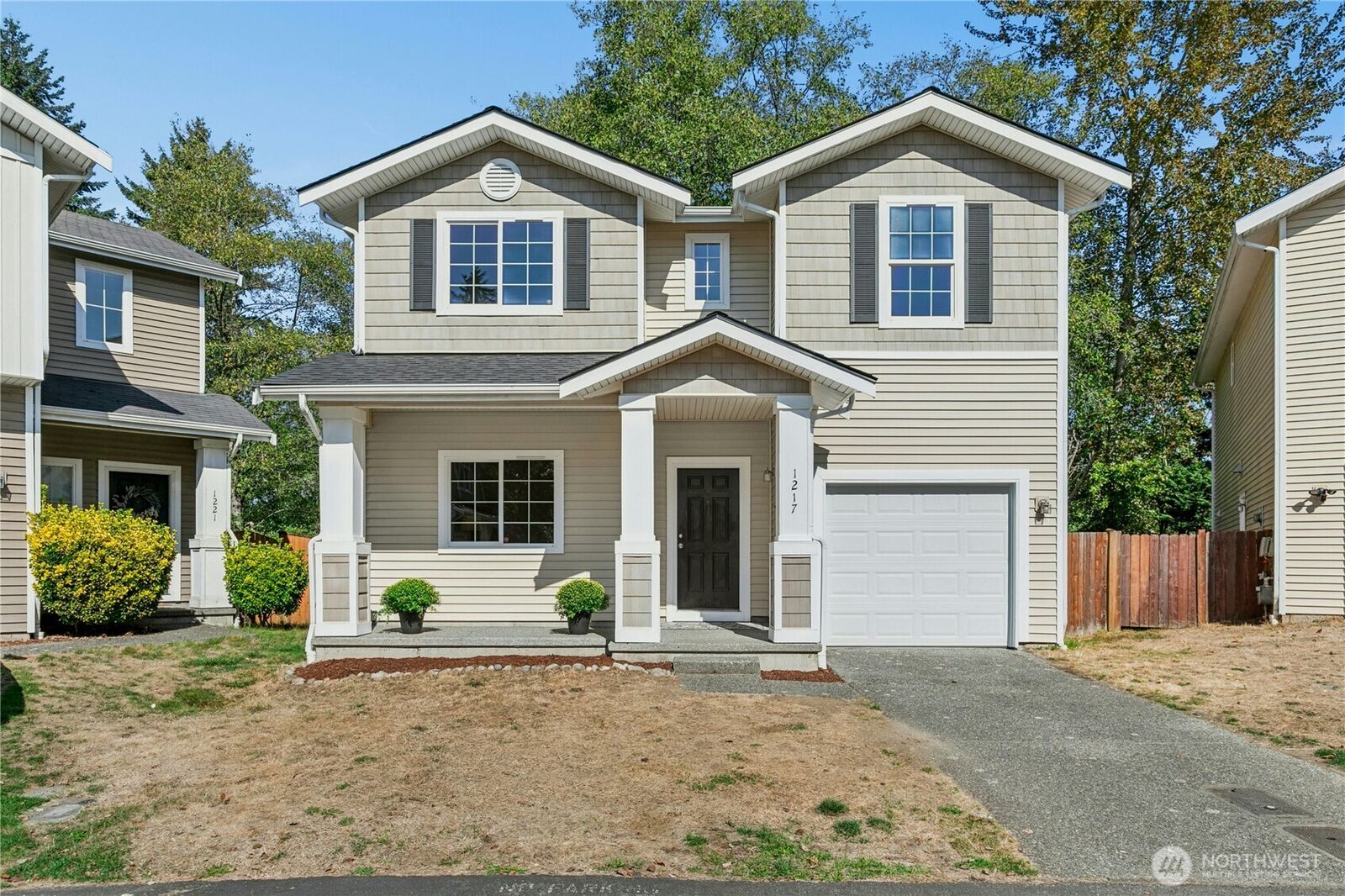 Property Photo:  1217  143rd Street SW  WA 98037 