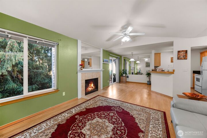 1009  112th Street SE B305  Everett WA 98208 photo