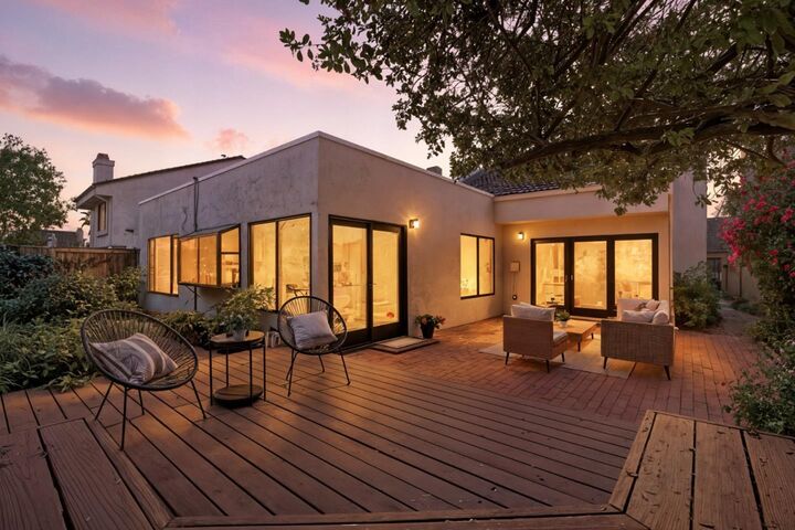Property Photo: 3 Lido Circle CA 94065