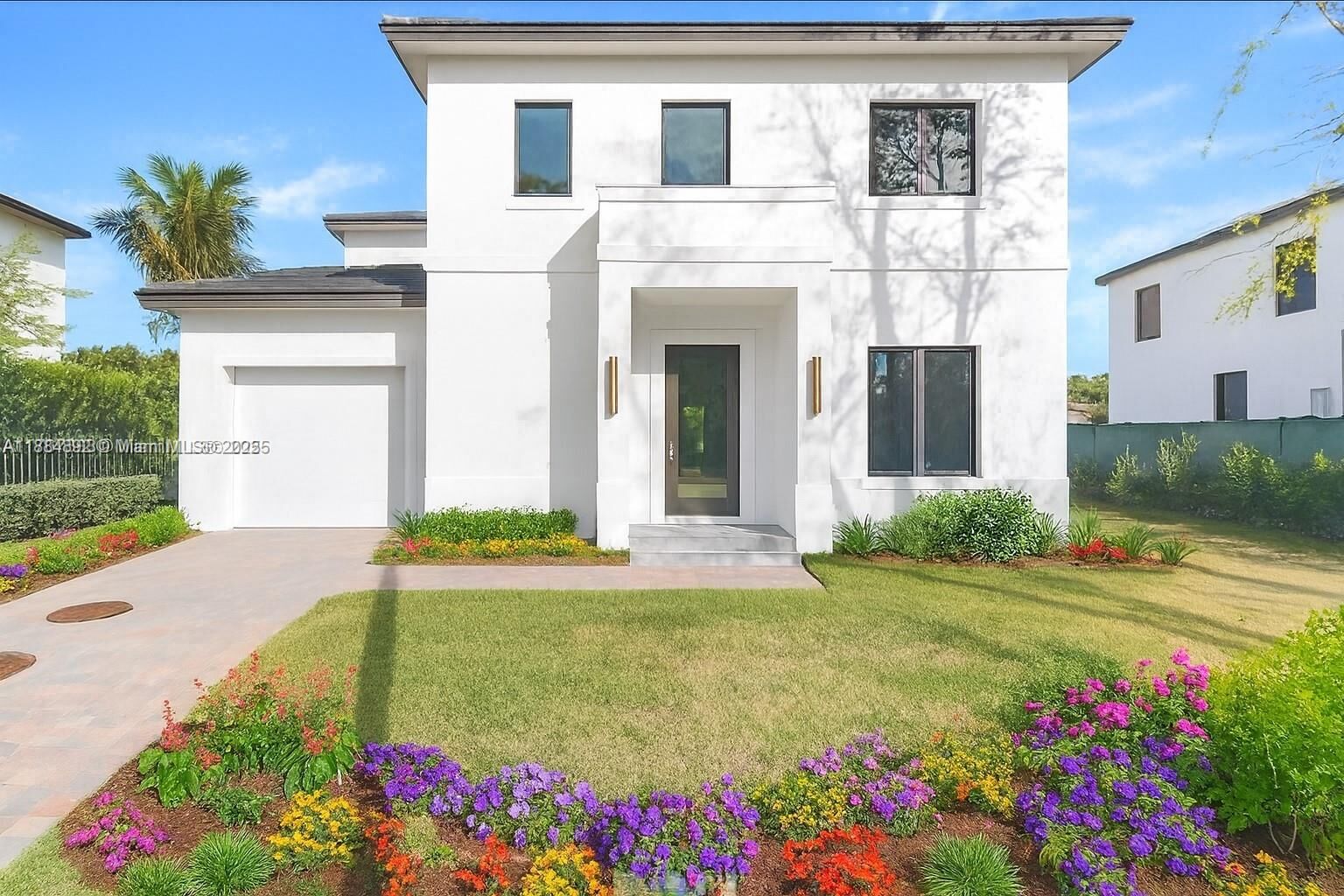 Property Photo:  2523 Red Road  FL 33134 