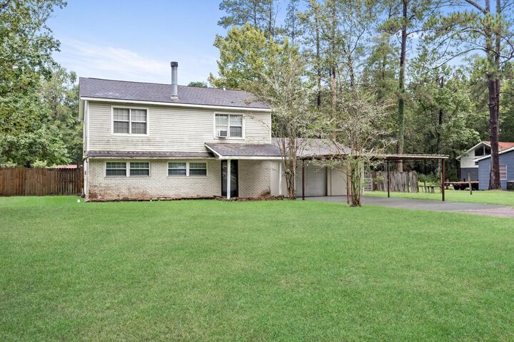 Property Photo:  455 Durdin Dr.  TX 77656 
