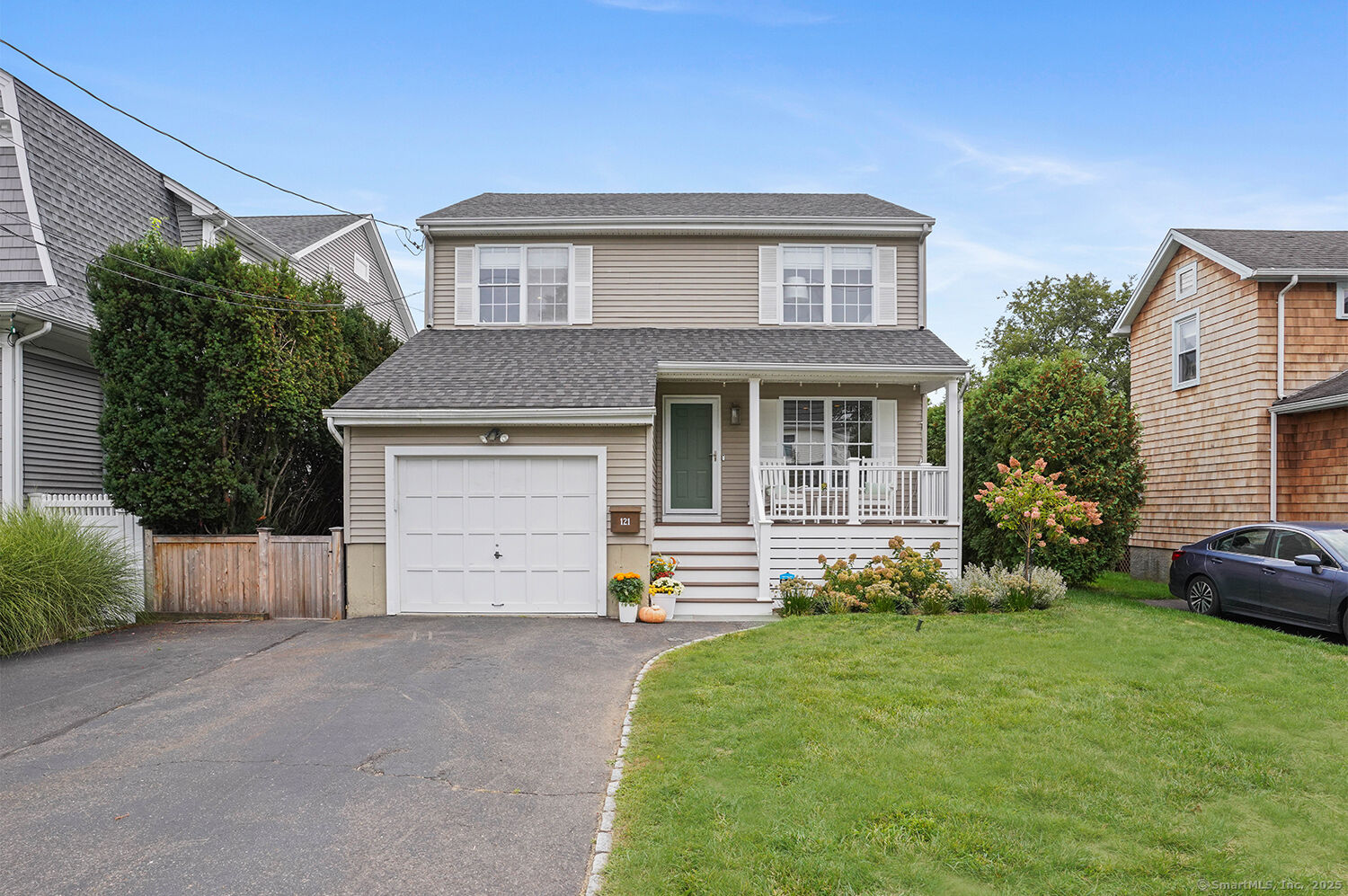 Property Photo:  121 Howard Street  CT 06824 