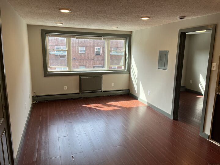 Property Photo:  32 Cook Avenue 104  CT 06451 