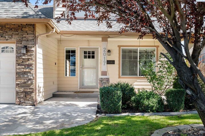 Property Photo: 2017 S Sheppard Pl WA 99338
