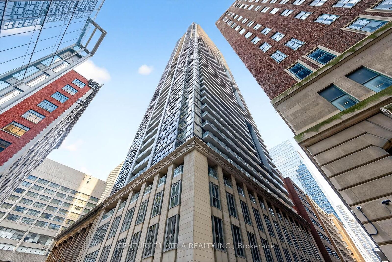Property Photo:  70 Temperance Street 3101  ON M5H 0B1 