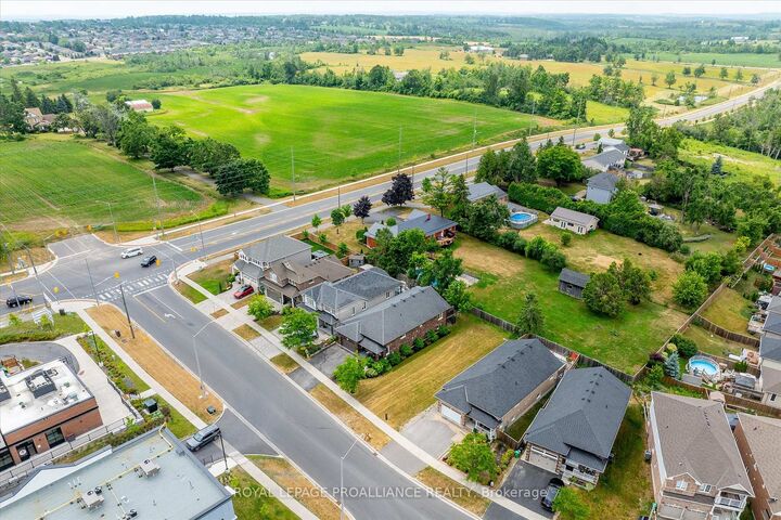 Property Photo:  113 Chandler Crescent  ON K9J 0C3 