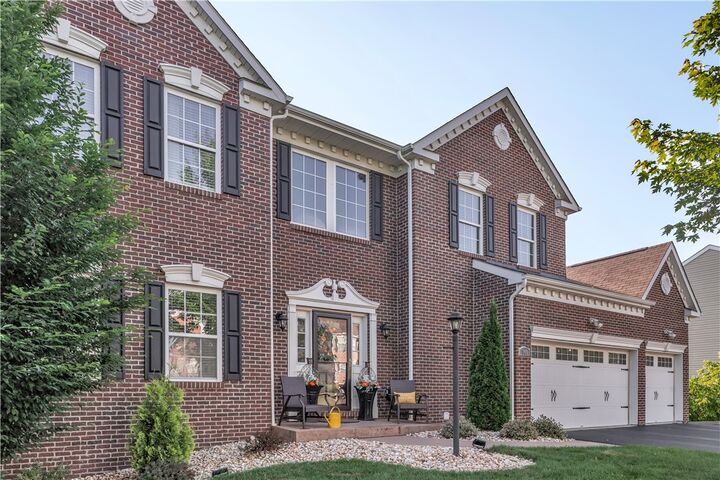 Property Photo:  140 Aspen Dr  PA 15009 