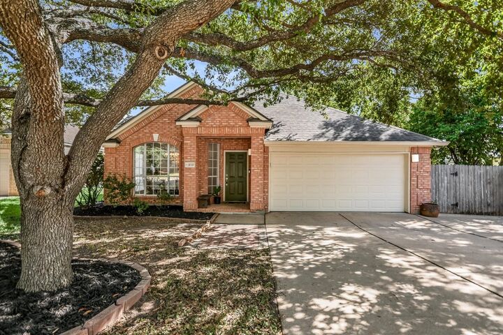 12727 Withers Way  Austin TX 78727 photo