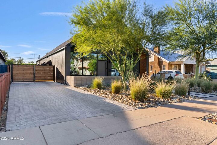 Property Photo:  2214 N Dayton Street  AZ 85006