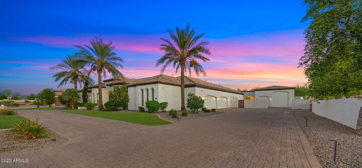 Property Photo:  3079 E Fruitvale Court  AZ 85297 