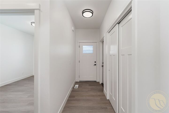 Property Photo:  1218 Little River Loop E  MT 59106 